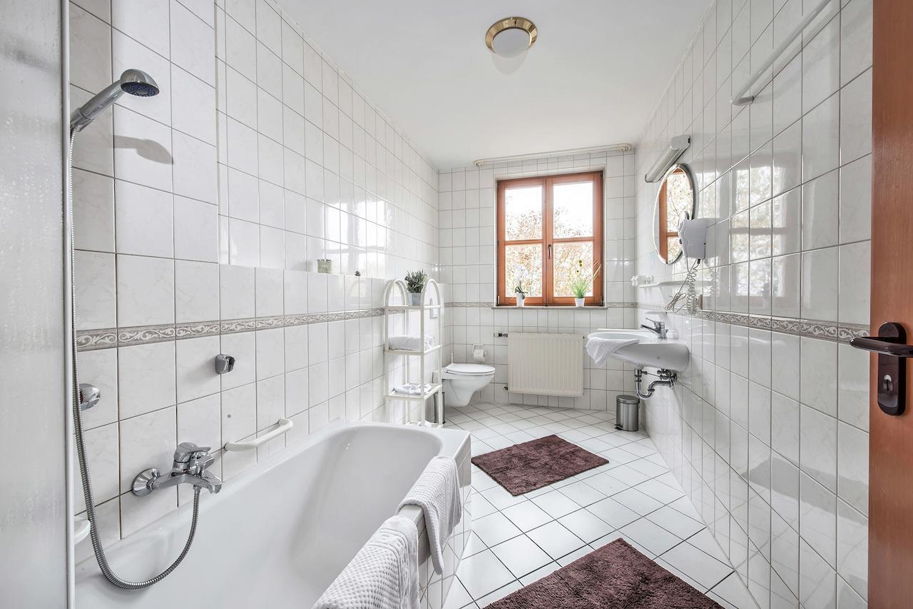Hotel Prisma Rhonblick Ostheim (Bavaria)
